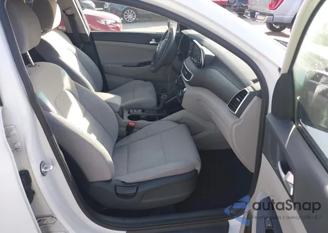 2019 Hyundai Tucson Sport z USA, uszkodzony, nr VIN KM8J33AL7KU861947